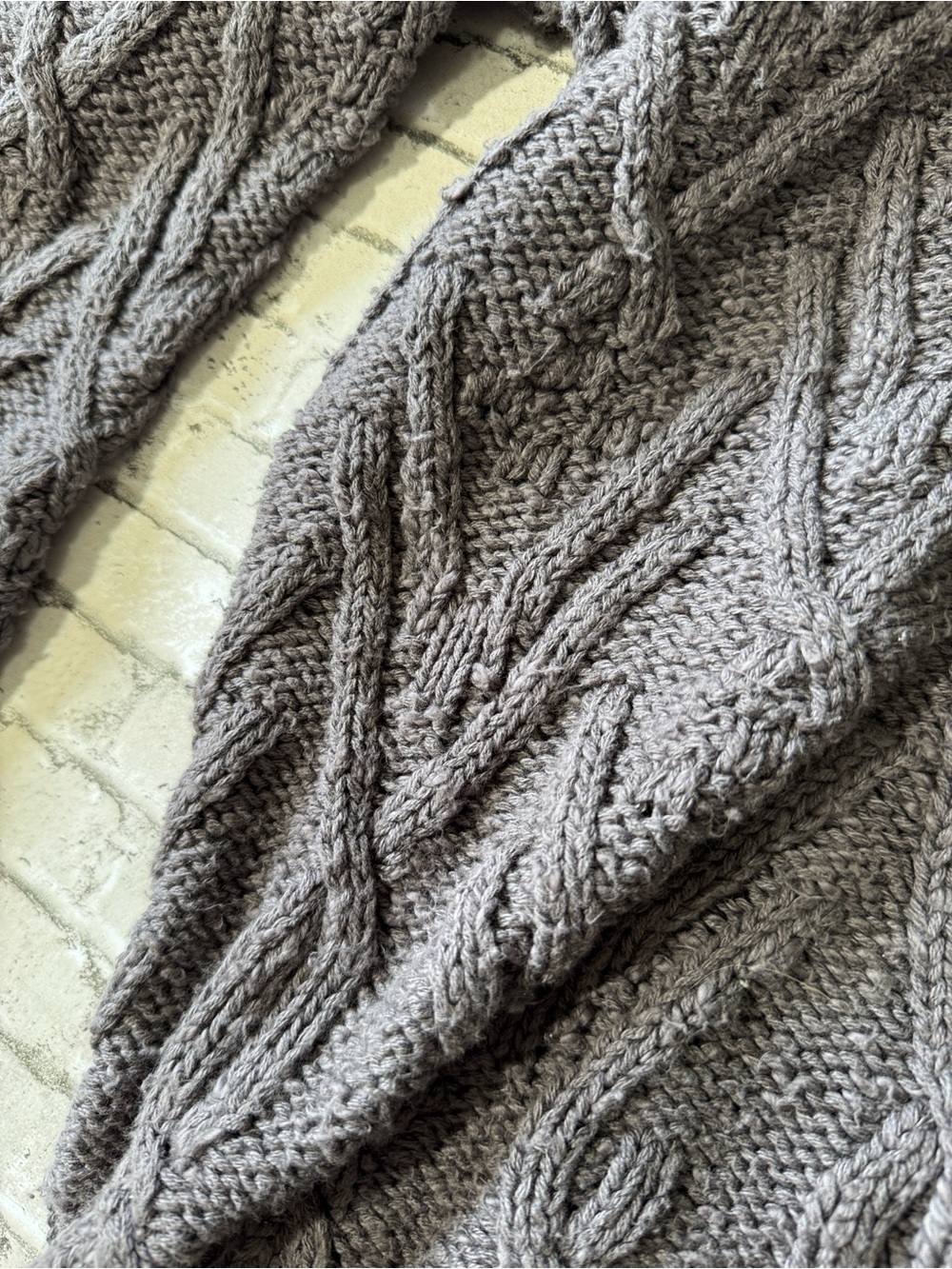 Free People womens M Medium grey oversized ilsa cable knit cotton sweater EUC - Picture 6 of 6